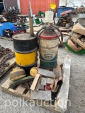 OIL CANS & MISC. JD PARTS (CF)