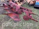 IH FAST HITCH 3 BOTTOM PLOW (CF)