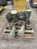 PALLET OF JOHN DEERE PLANTER PARTS (CF)