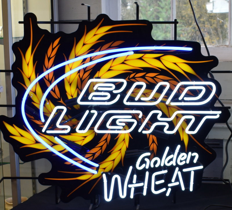VINTAGE BUD LIGHT GOLDEN WHEAT NEON SIGN | Proxibid