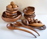 MID-CENTURY WOODEN SERVING DISHES