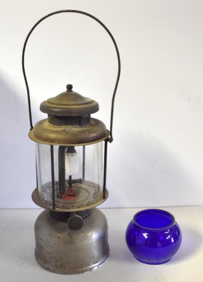 COLEMAN QUICK-LITE LANTERN & GLOBE