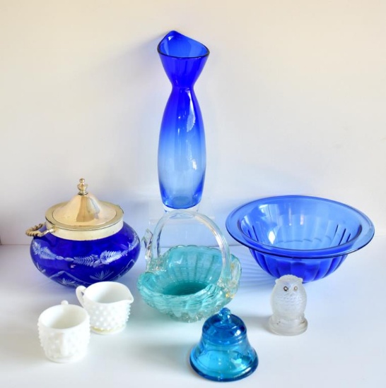 ASSORTED GLASSWARE