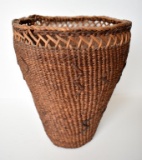 ANTIQUE SILETZ TRIBE BASKET