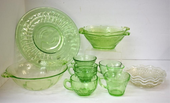 ASSORTED DEPRESSION ERA GLASSWARE