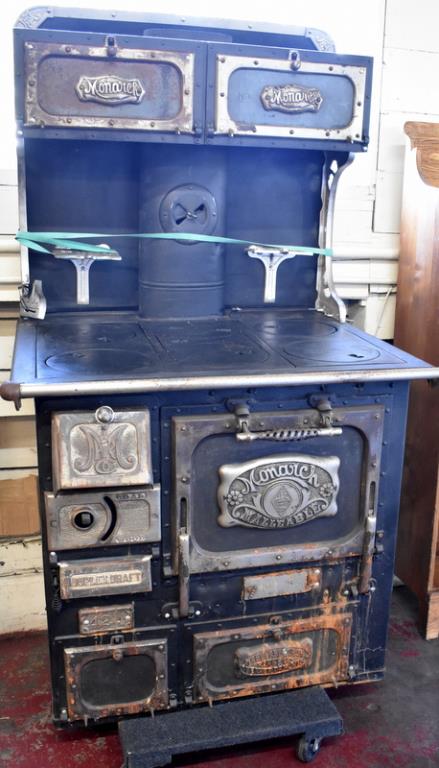 ANTIQUE MONARCH WOOD BURNING COOK STOVE | Proxibid