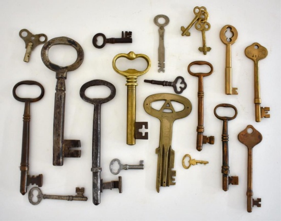 ANTIQUE KEY COLLECTION