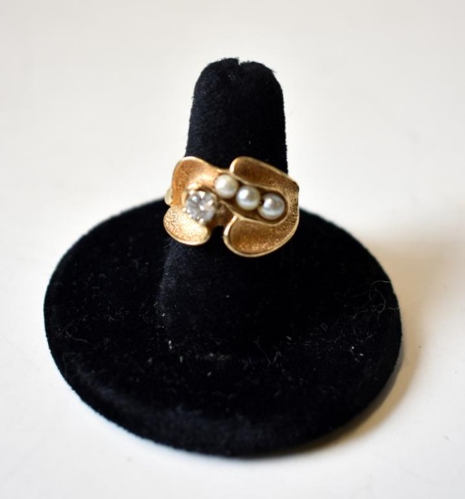 14K GOLD LADIES RING