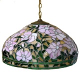 TIFFANY STYLE STAINED GLASS HANGING LAMP