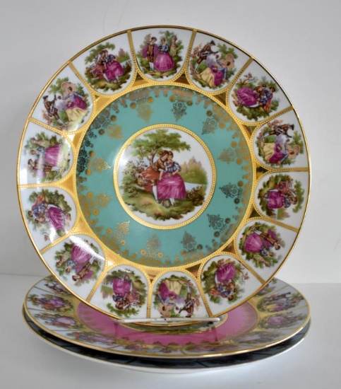 COLLECTOR'S PLATES DECORATED WITH FRAGONARD SCENES