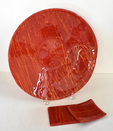 THREE PIECES OF RED ART GLASS