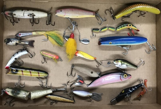 VINTAGE & ANTIQUE FISHING LURES