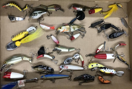 VINTAGE & ANTIQUE FISHING LURES