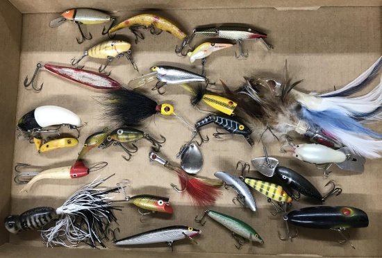 VINTAGE & ANTIQUE FISHING LURES