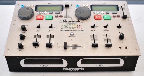 NEWMARK CD MIX-1 PROFESSIONAL CD MIXING CONSOLE