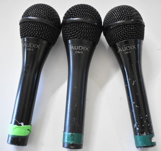 THREE AUDIX OM5 MICROPHONES