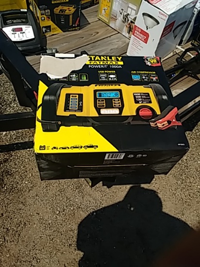 STANLEY FATMAX POWERIT 100A JUMP STARTER W/ AIR COMPRESSOR ***ABSOLUTE***