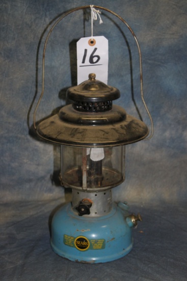 16. Sears & Roebuck Model 470 674070 Lantern