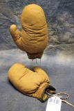 31E. Winchester Boxing Gloves
