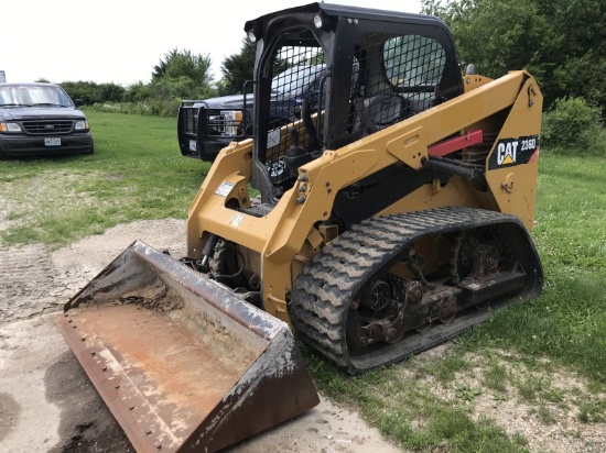 1. ‘15 Caterpillar 236D Skid Steer Loader