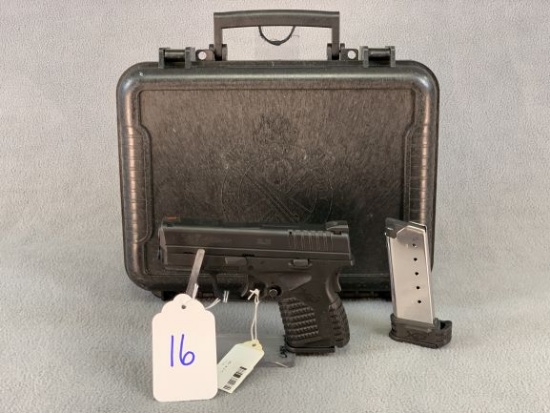 16. Springfield Armory XDS .45 ACP 3.3 w/ Hard Case & Extra Mag.