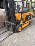 Daewoo Sit Down Counter Balanced Electric Forklift