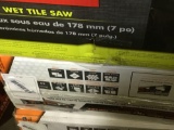 7? Table Top Wet Tile Saw