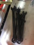 8 Husky SAE Universal Wrenches