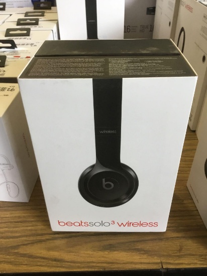 Beats Solo3 Wireless On-Ear Headphones (Black)