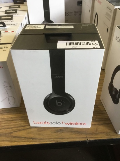 Beats Solo3 Wireless On-Ear Headphones (Black)