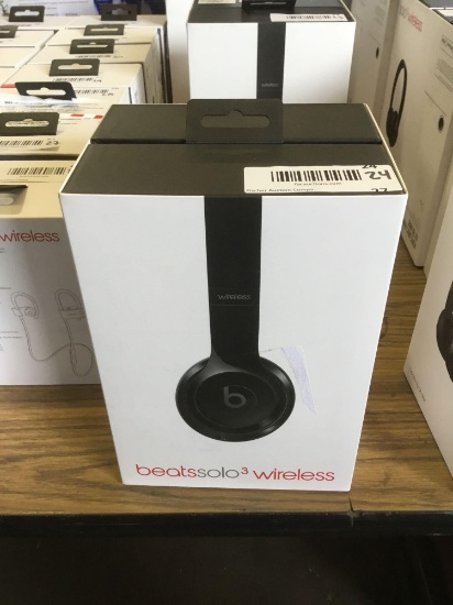 Beats Solo3 Wireless On-Ear Headphones (Black)