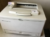 HEWLETT PACKARD LaserJet 5000 prints 11 inch X 17 inch pages