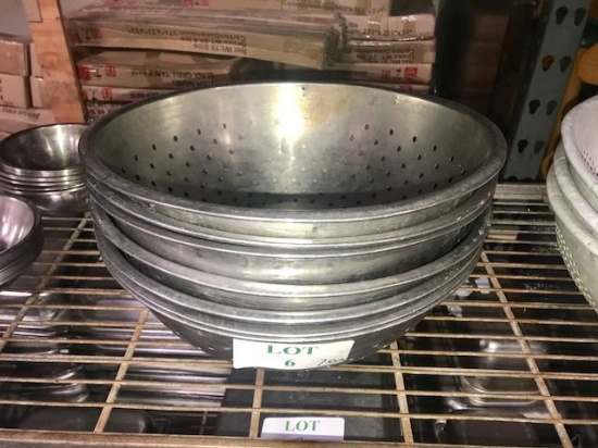 Large Strainer Bowls