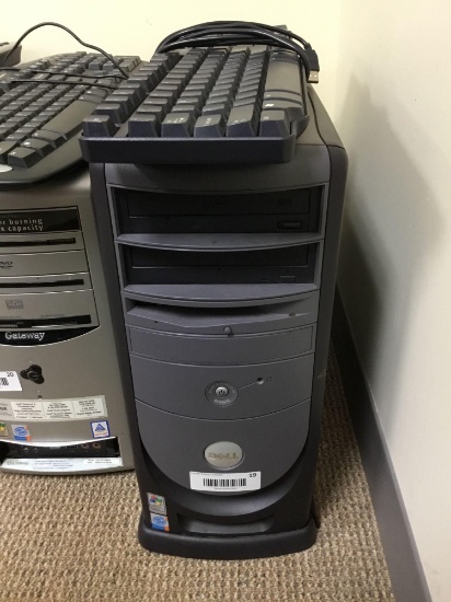 Dell Dimension 8400 Desktop Tower and Dell Wired Keyboard