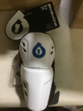 (20) six six one white/black elbow pads size S