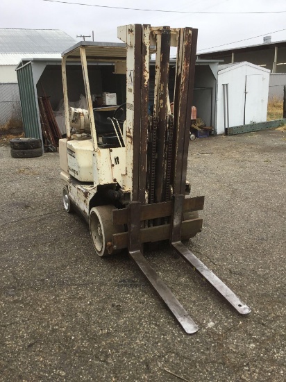 Allis-Chalmers Propane Powered Forklift