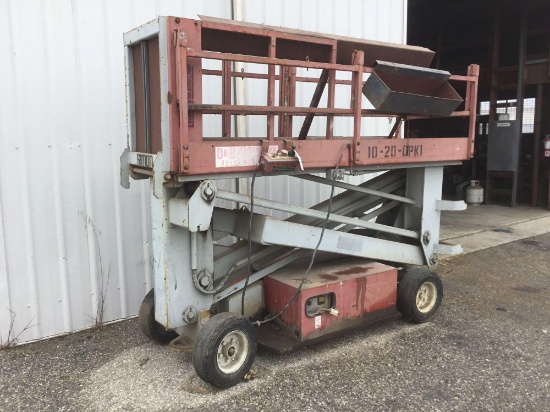 1990 Simon-Aerials 26ft. Scissor Lift