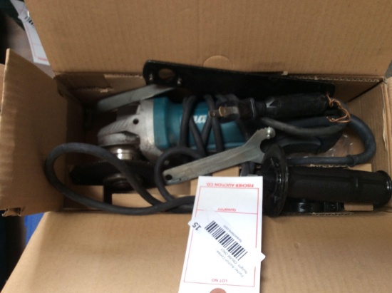 Makita 4-1/2in Angle Grinder w/Paddle Switch