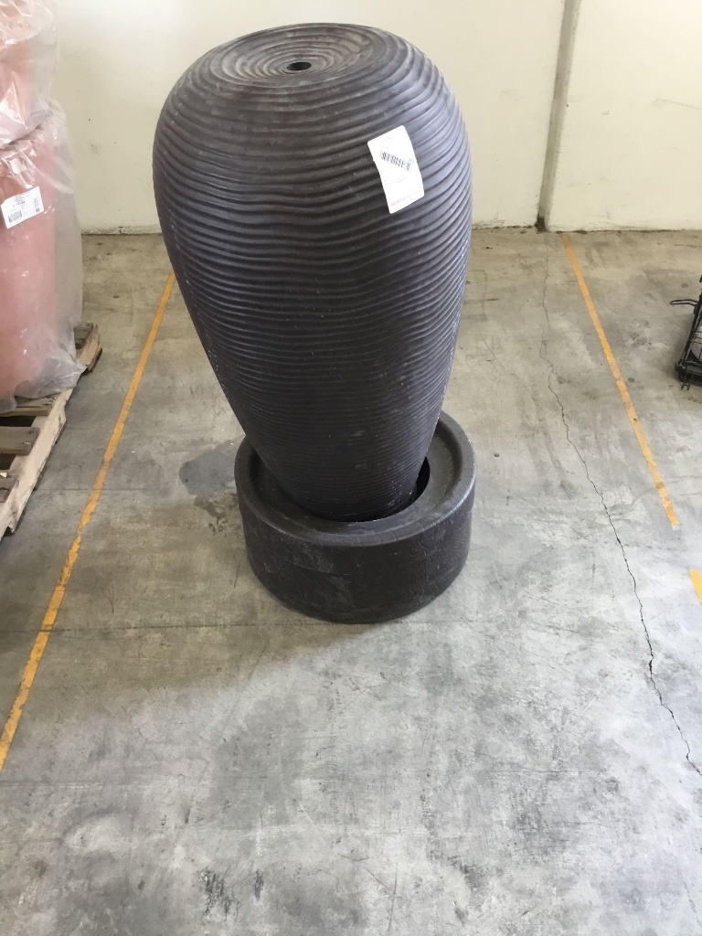 Large Outdoor Resin Vase Water Fountain Feature Large Outdoor Resin Vase Water Fountain
