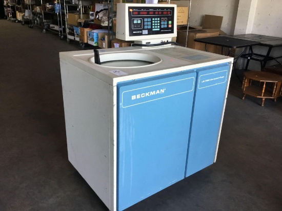 Beckman Coulter L8-70M Ultracentrifuge