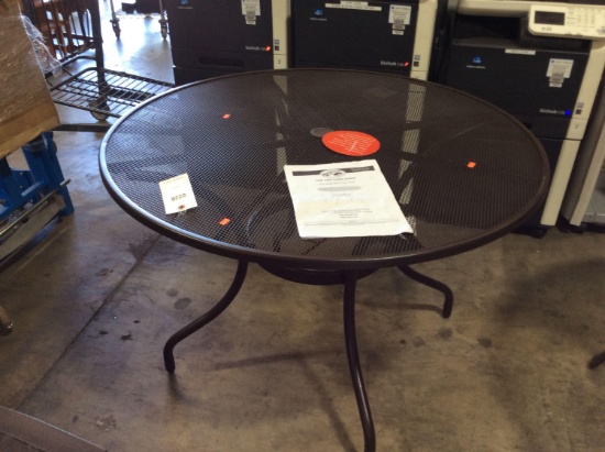 Hampton Bay Outdoor 42in. Round Mesh Dining Table