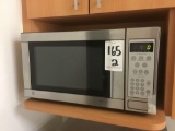(2) GE Countertop Microwave Ovens