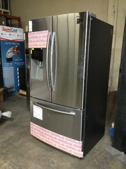 Samsung 25 cu. ft. French Door Refrigerator with External Water & Ice Dispenser**GETS COLD**