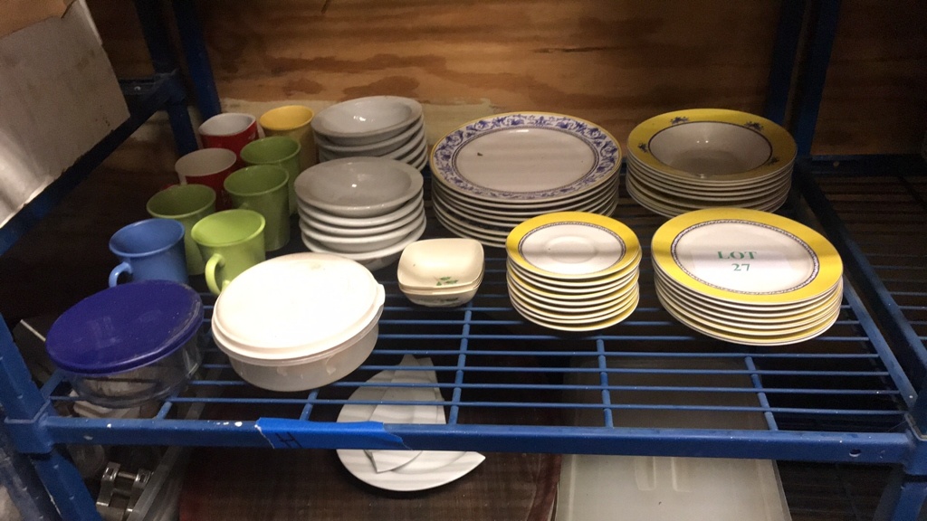 Miscellaneous china lot