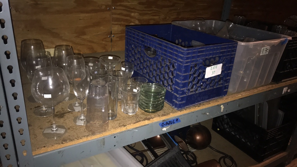 Miscellaneous glassware