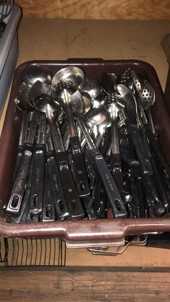 Utensil lot