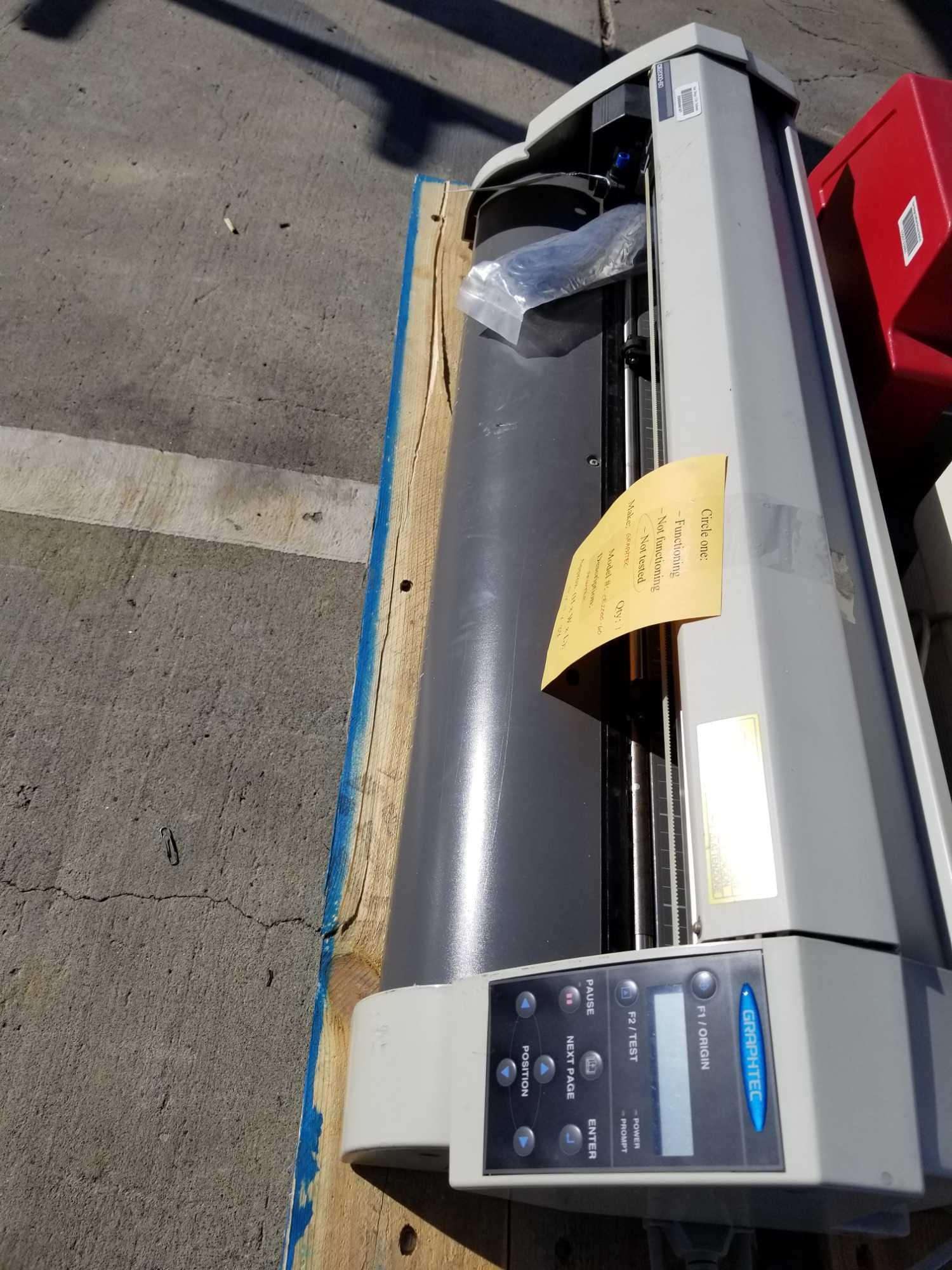 1)Graphtec. Cutting Plotter. CE2000-60. | Proxibid
