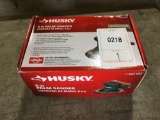 Husky 6in Pneumatic Palm Sander