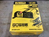 DeWalt 1000W Power Inverter