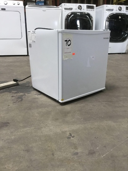 Daewoo Mini Refrigerator